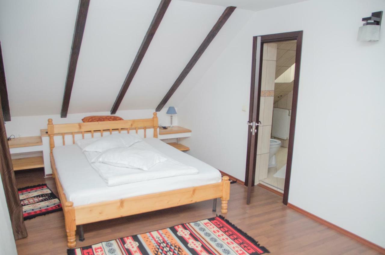 Casa Csiki Βίλα Rîşnov Εξωτερικό φωτογραφία